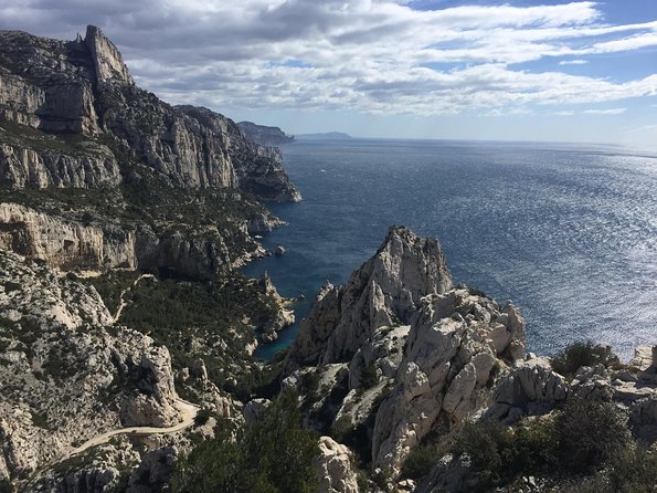 Cassis Highlights Half- or Full-Day Tour From Marseille - Location and Exploration
