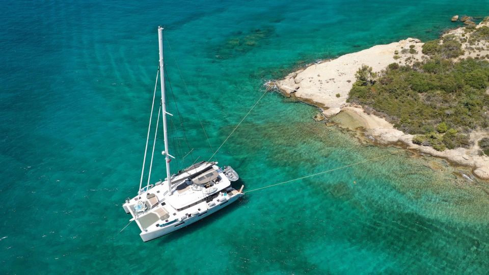 Catamaran With Visit to the Paradise Island of the Dragon - Activity Highlights