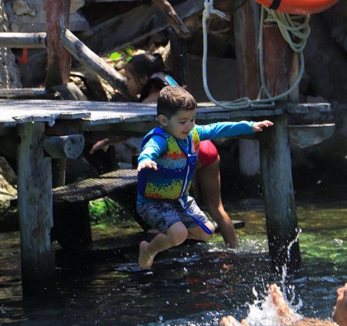 Cenotes Casa Tortuga Tulum: National Park Guided Tour - Multilingual Live Tour Guides