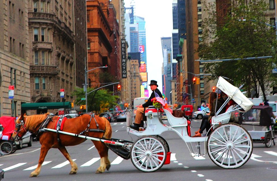 Central Park: Short Horse Carriage Ride (Up to 4 Adults) - Experience Highlights