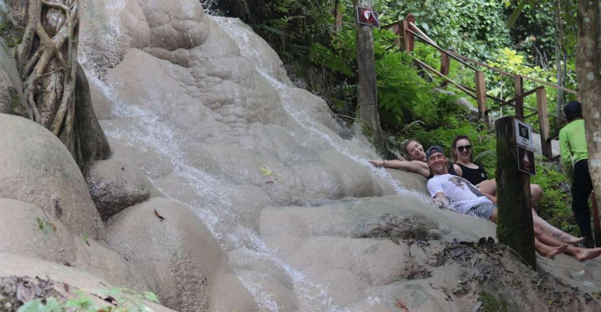 Chiang Dao Cave, Sticky Waterfall, Baan Den Temple Private - Pickup Details