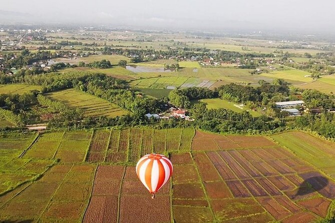 Chiang Rai: Guided Hot Air Balloon Sightseeing Tour - Inclusions and Meeting Details