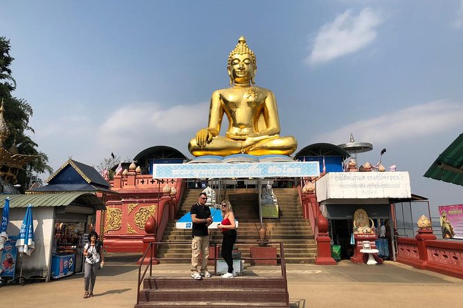 Chiang Rai in a Day: White Temple, Golden Triangle, Boat Ride to Laos, Long Neck - Itinerary and Logistics