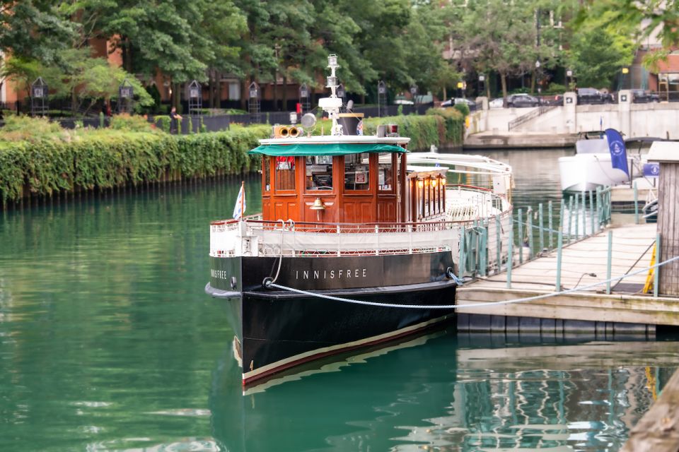 Chicago River: Historic Small Boat Architecture River Tour - Experience and Tour Highlights