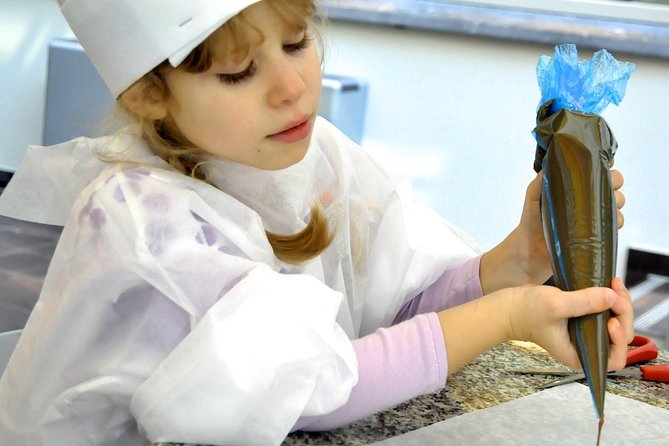 Chocolate Workshop at Choco-Story Brugge - Chocolate-Making Demonstration