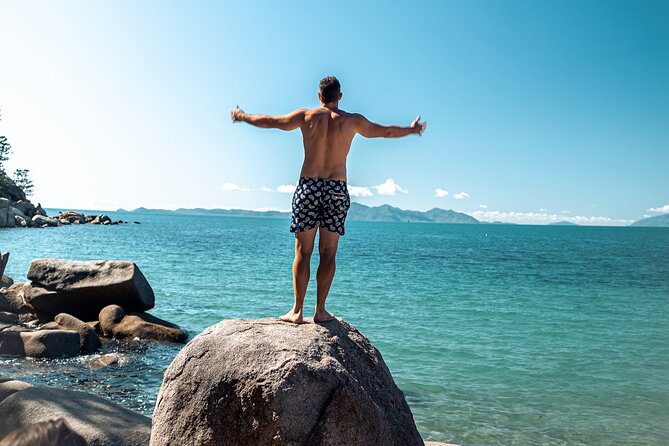 Circumnavigate Magnetic Islands Famous Five - Magnificent Marine Life Encounters