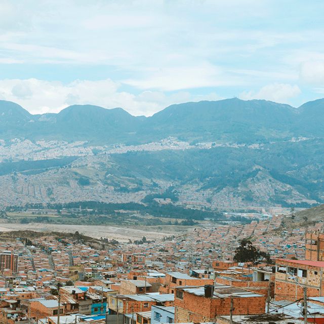 Ciudad Bolívar & Paraíso Transmicable Tour - Experience Highlights