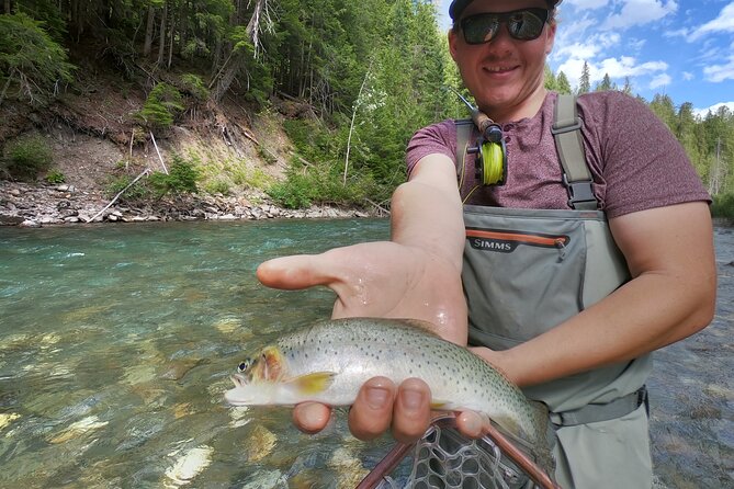 Columbia River Valley Half Day Walk And Wade Fly Fishing Tour  - Revelstoke - Meeting and Pickup Details