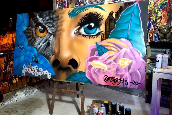 Come and Meet Comuna 13 With a Local - Street Art Culture