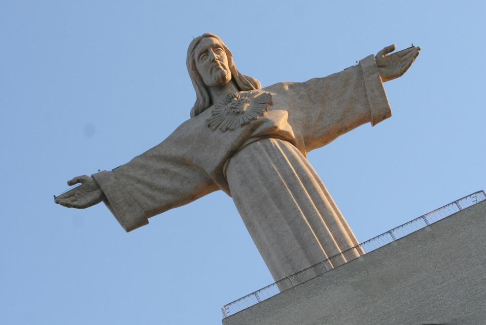 Cristo Rei, Setúbal, Arrábida, Azeitão, and Palmela - Full Day - Duration and Availability