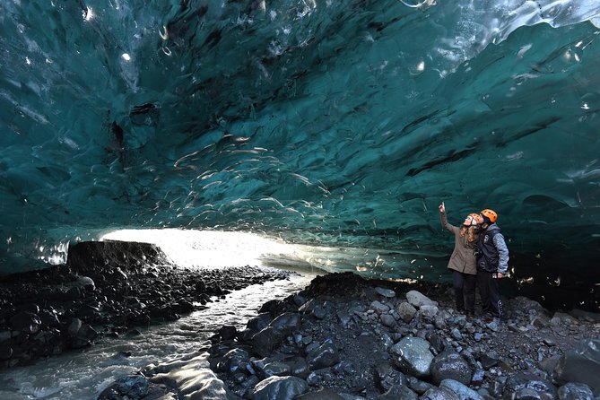 Crystal Blue Ice Cave - Super Jeep From Jökulsárlón Glacier Lagoon - Traveler Tips