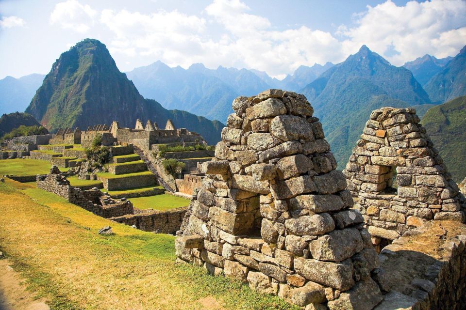 Cusco: Tour to Machupicchu With Rest in Aguas Calientes Town - Experience Highlights