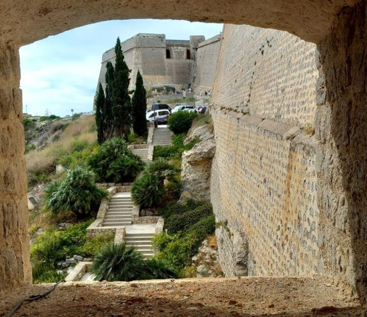 Dark Ibiza. Myths and Legends of the Old City - Haunted Pereira Theater