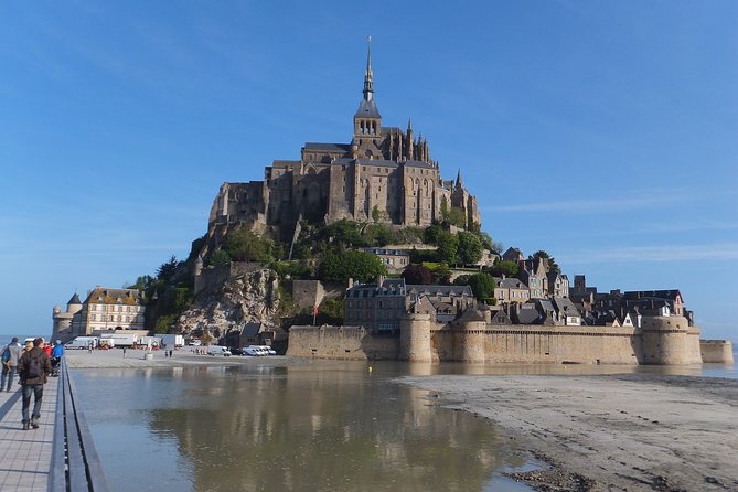 Day Trip to Mont-Saint-Michel From Paris - Exploring the Mont-Saint-Michel Abbey