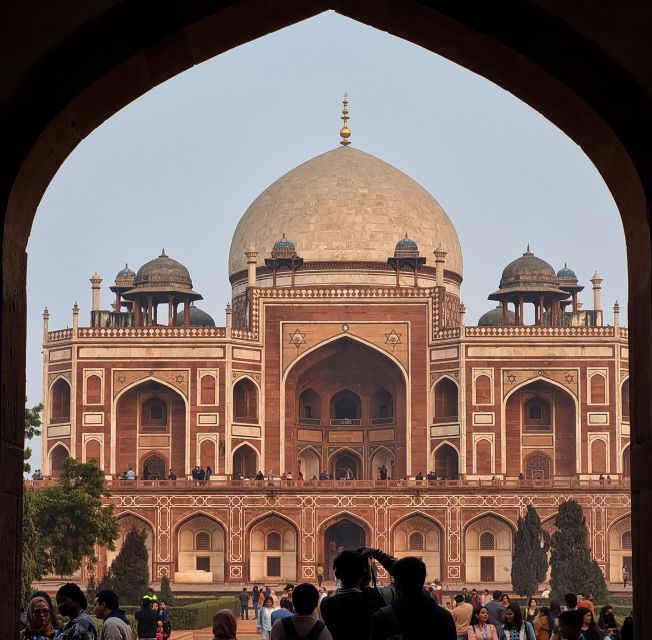 Delhi Unfiltered: Old and New Delhi Sightseeing Tour - Sightseeing Highlights and Culinary Experience