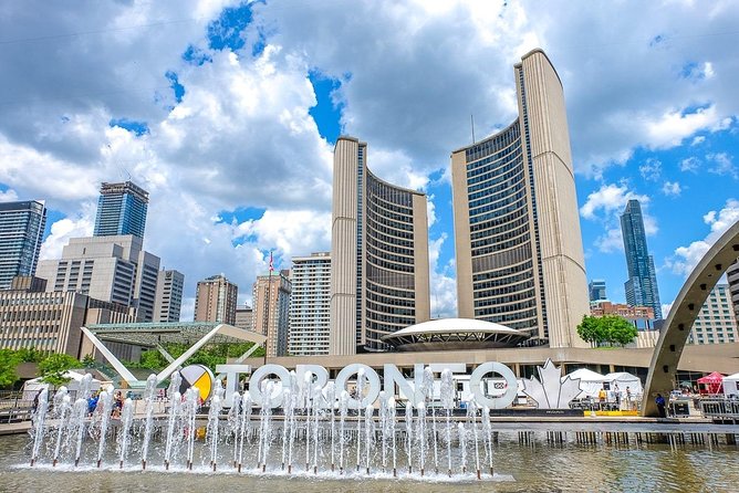 Departure Private Transfer: Toronto to Pearson Airport YYZ in Luxury Car - Vehicle Options