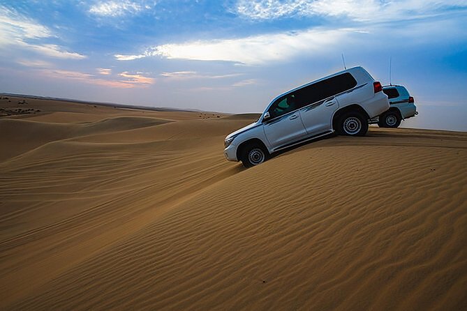 Desert Safari Inland Sea Private Tour - Itinerary Overview