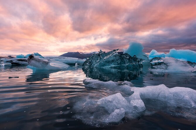 Diamond Beach & Jökulsárlón Floating Glacier Guided Day Tour - Start Time and Tour Options