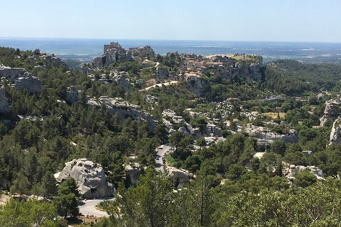 Discover Provence Including Avignon and Luberon Villages With a Local Guide - Itinerary