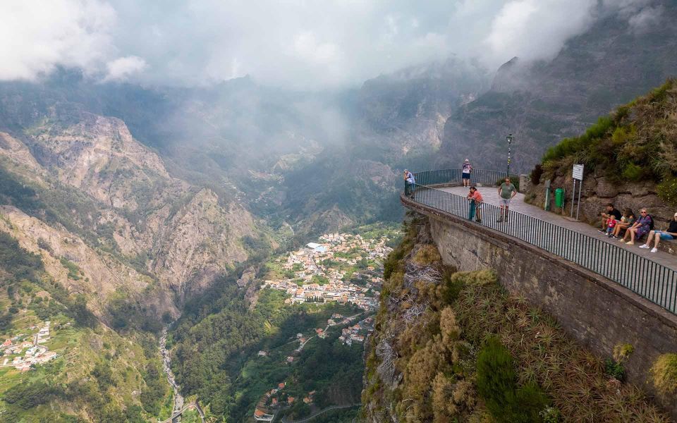 Do Funchal - Nun's Valley Tuk Tuk Tour (2h30) - Experience Highlights