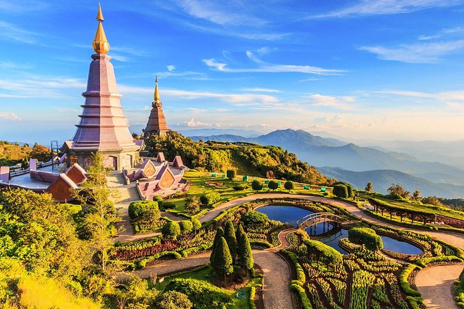 Doi Inthanon Day Trip From Chiang Mai Including Karen Hill Tribe & Twin Pagodas - Karen Tribe Village Exploration