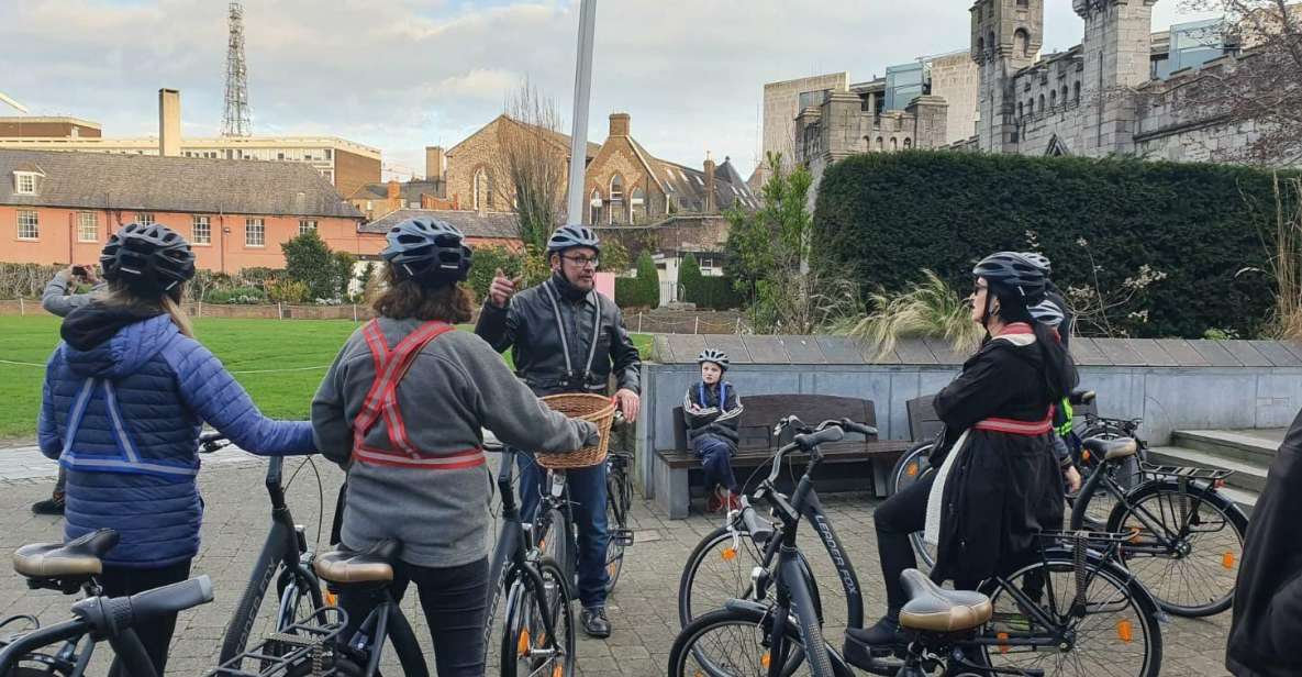 Dublin City: Guided Cycle Tour - Meeting Point and Tour Guide