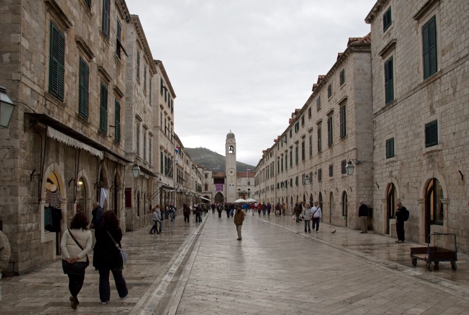 Dubrovnik: City Wall Self-Guided Audio Tour - Tour Experience