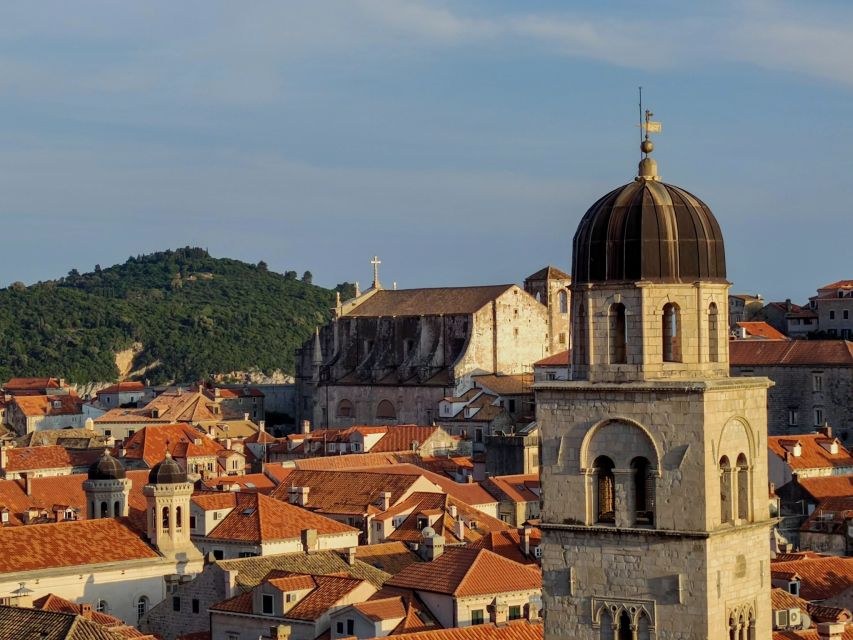 Dubrovnik: City Walls Private Guided Walking Tour - Live Tour Guide and Starting Location