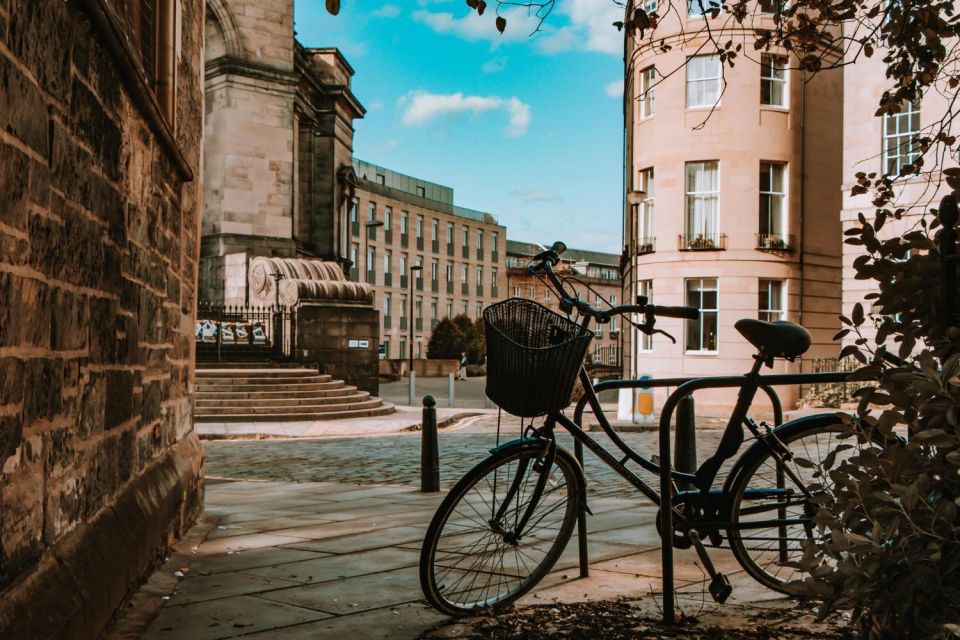 Edinburgh: Capture the Most Photogenic Spots With a Local - Insiders Perspective