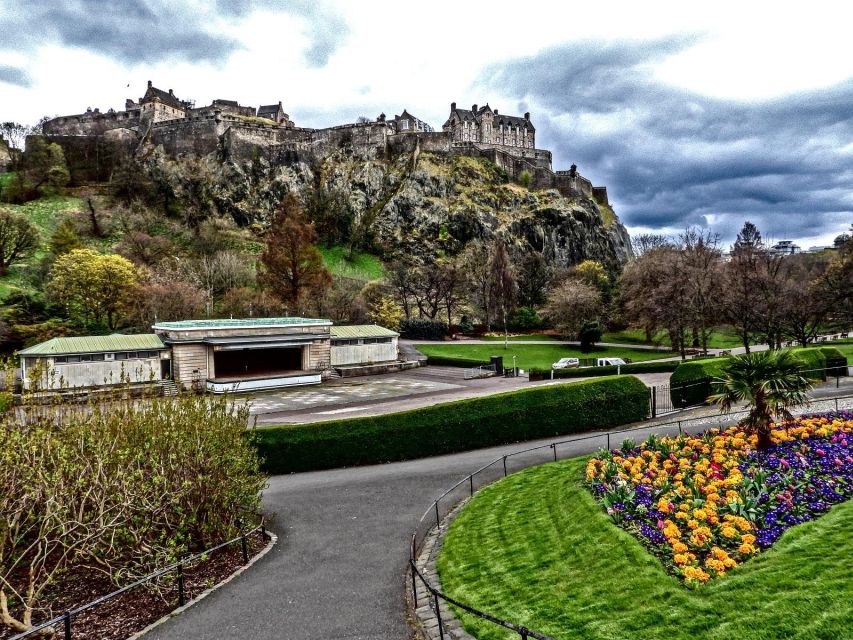 Edinburgh Castle: Guided Tour With Tickets Included - Tour Experience