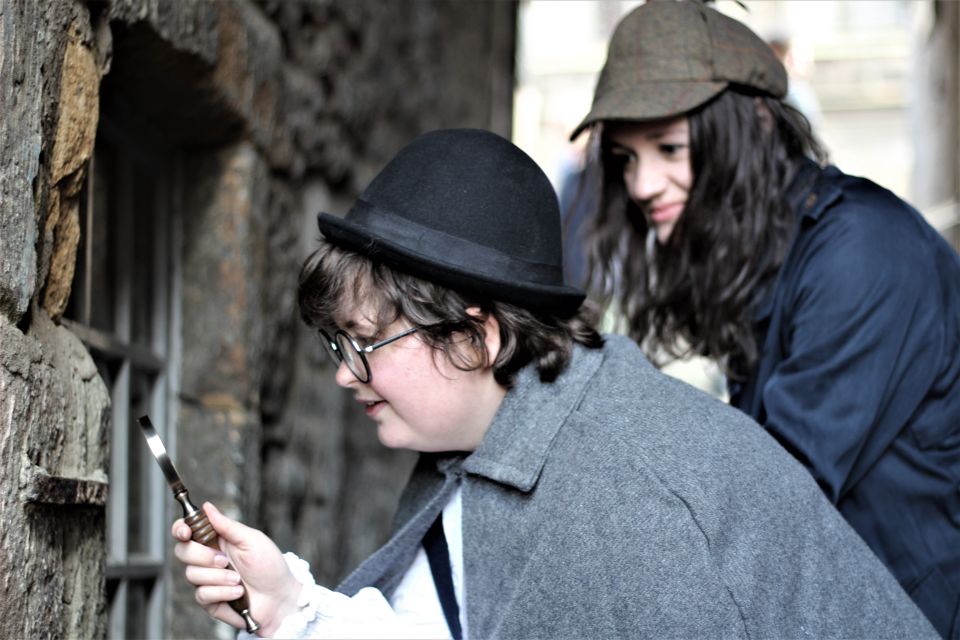 Edinburgh: Sherlock Holmes Private Walking Tour - Experience