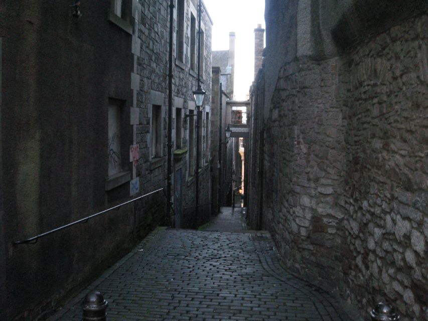 Edinburgh Uncovered Private 3-Hour Group Tour - Logistics & Information