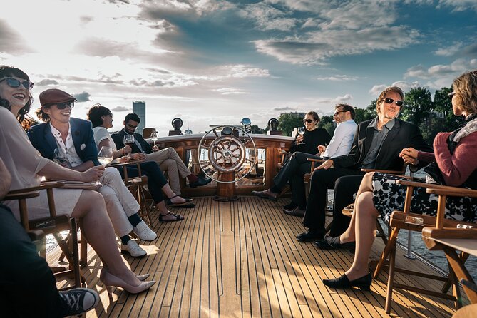 Evening Aperitif Tour Aboard the Motor Yacht Fitzgerald - Booking Information