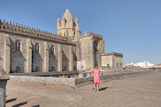 Évora and Monsaraz From Lisbon - Discovering Monsarazs Charm