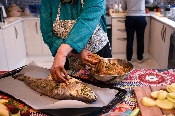 Experience Moroccan Cuisine - Private Market Tour & Cooking Class With Transfers - Pickup Information and Expectations