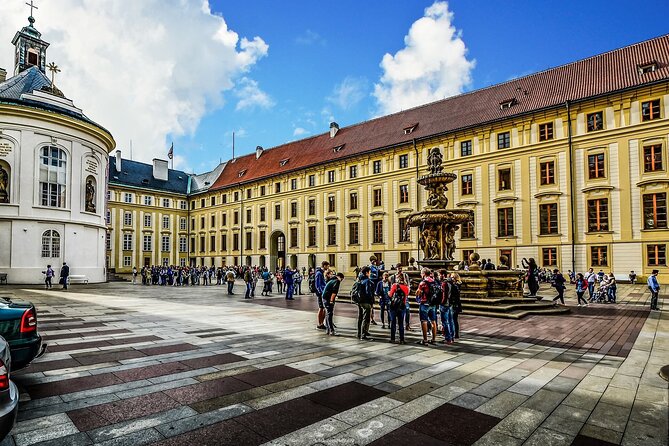 Explore the Historic Prague Castle: Private Half-Day Walking Tour - Meeting Point Details