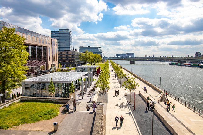 Explore the Instaworthy Spots of Cologne With a Local - Meeting and Pickup Information