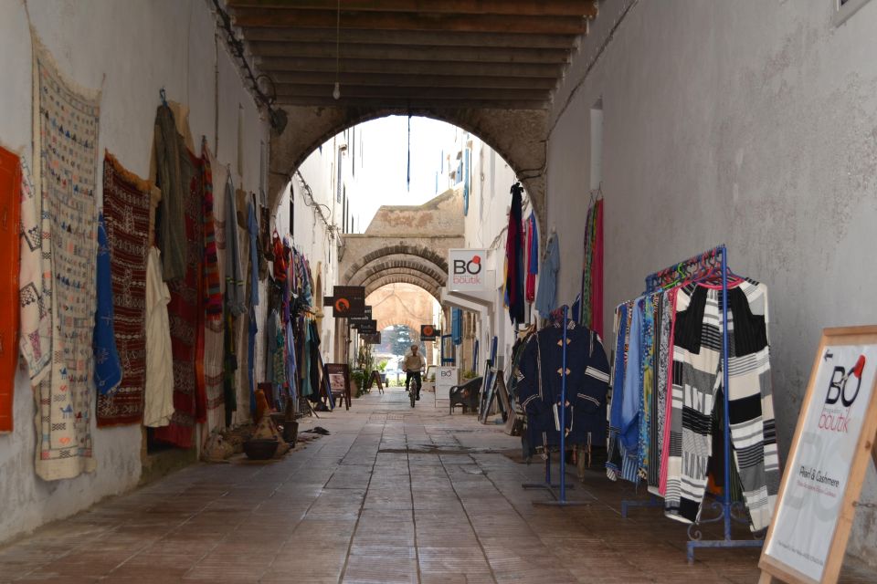 Exploring Essaouira: A One-Day Journey to the Charming Coast - Exploring Essaouiras Historic Heart