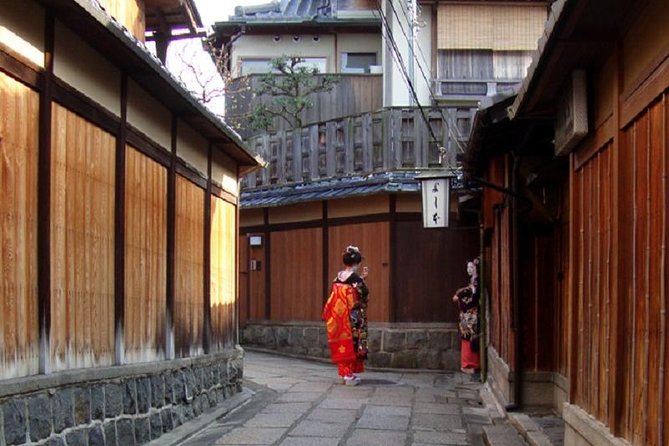 Exploring Kyoto - (Rakutou) East - Traditional Tea Houses