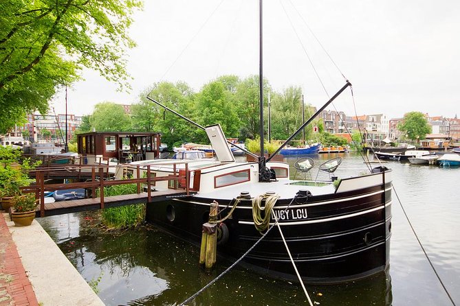 Extraordinary Experience of a Houseboat Life in Amsterdam! Private Tour. - What To Expect During the Tour