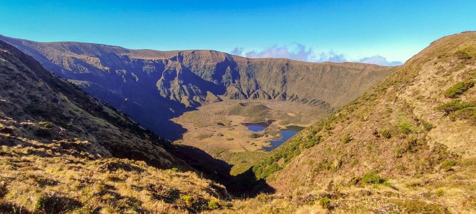 Faial Island: the Main Attractions on a Half Day Tour - Volcanic Landscapes Exploration