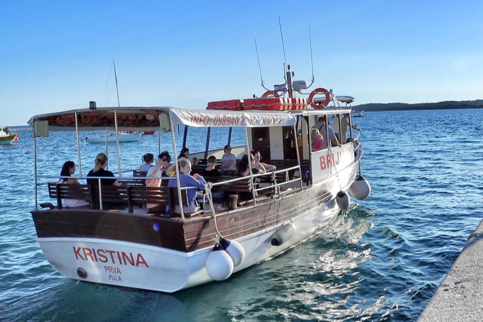 Fazana: Guided Dolphin Watching Sightseeing Cruise at Sunset - Tour Itinerary