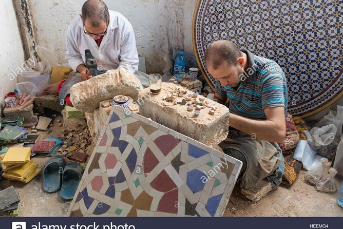 Fes Walking Tour With a Group - Inclusions