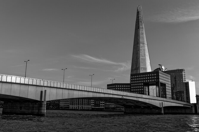 Fire, Romans and Other Stories Along the Thames (Walking Tour) - Fire and Destruction Along the Thames