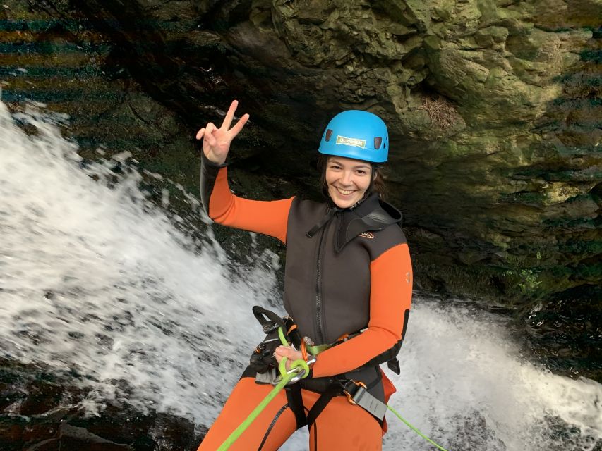 Flores: Ilhéus Inferior Canyoning With a Guide and Snack - Activity Experience