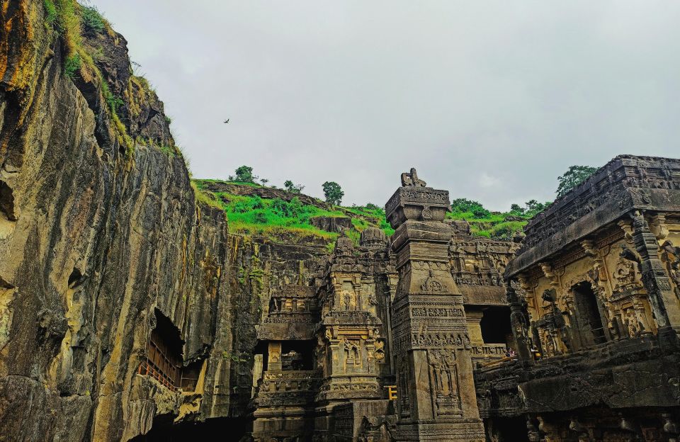 From Aurangabad: Book Your Reliable Taxi for Ajanta & Ellora - Participant and Date Information