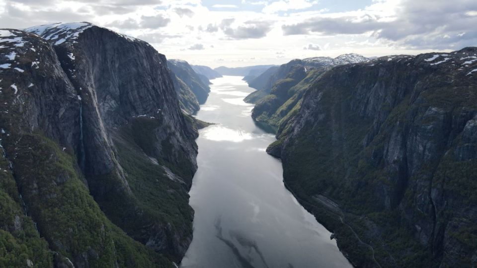 From Bergen: Trolltunga and Waterfalls Helicopter Tour - Highlights of the Tour