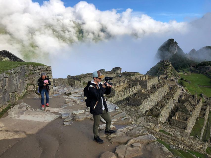 From Cusco: Machu Picchu 2-day Budget Tour by Car - Live Tour Guides and Pickup Information