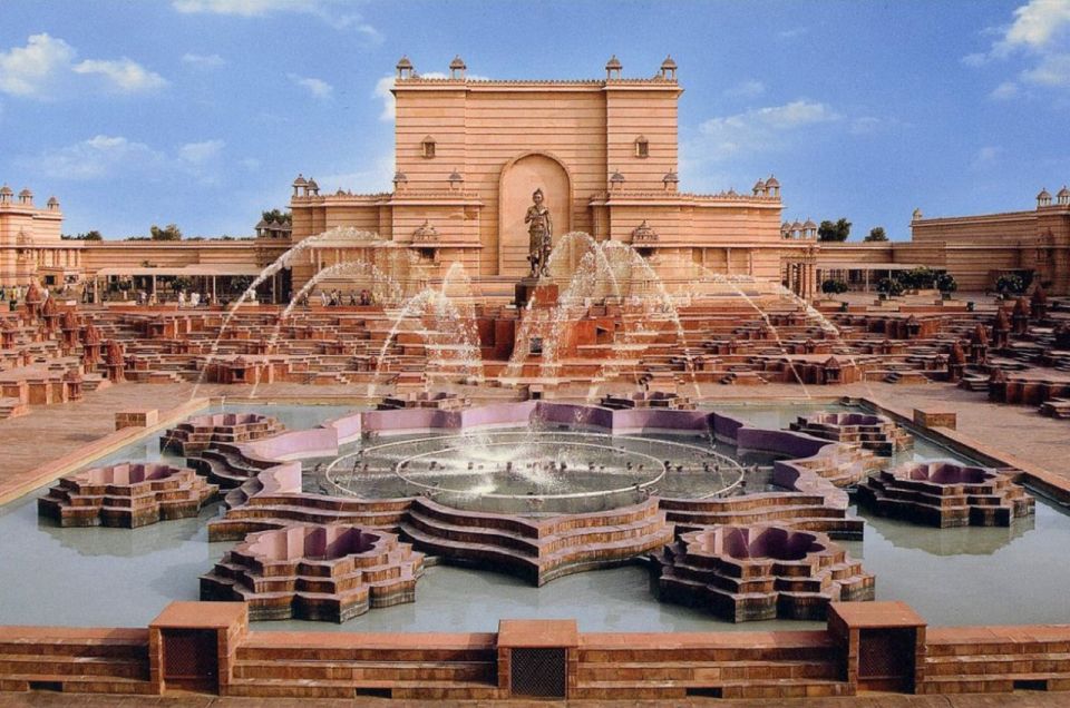 From Delhi: Old Delhi Tour With Akshardham Temple - Tour Description