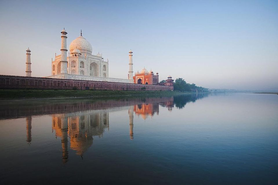 From Delhi: Taj Mahal and Agra Tour by Superfast Train - Transportation Details